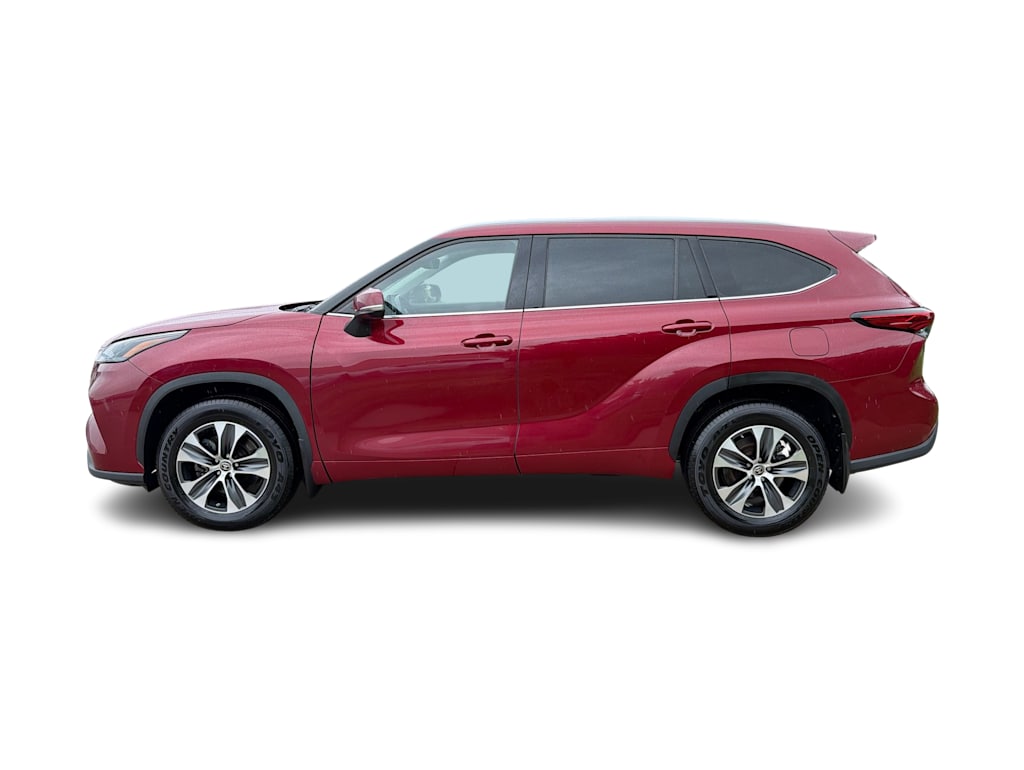 Thumbnail: 2022 Toyota Highlander - 3