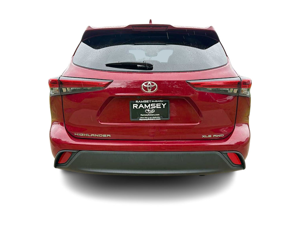Thumbnail: 2022 Toyota Highlander - 5