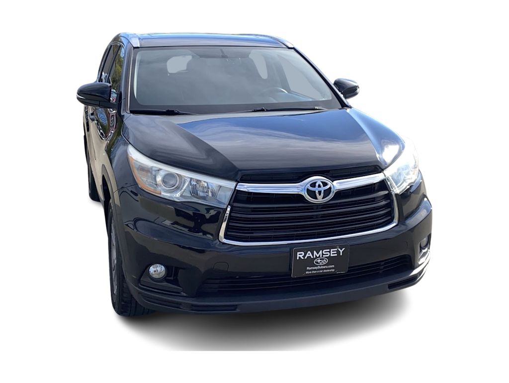 Thumbnail: 2015 Toyota Highlander - 22