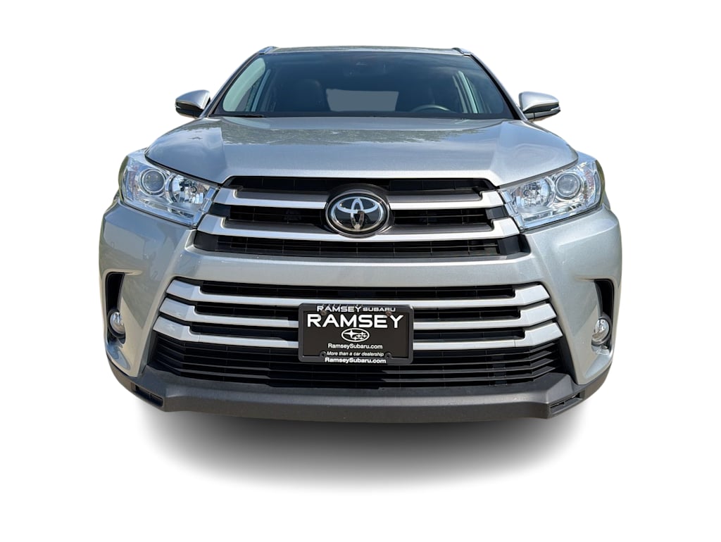 Thumbnail: 2019 Toyota Highlander - 6