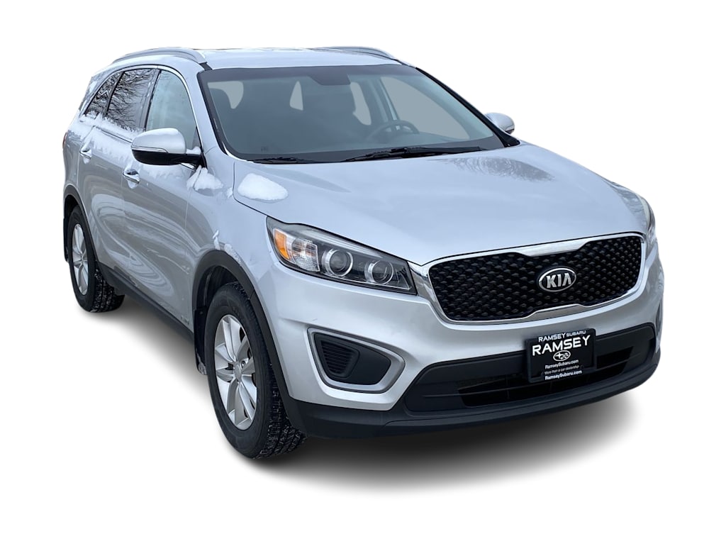 2016 Kia Sorento LX 22