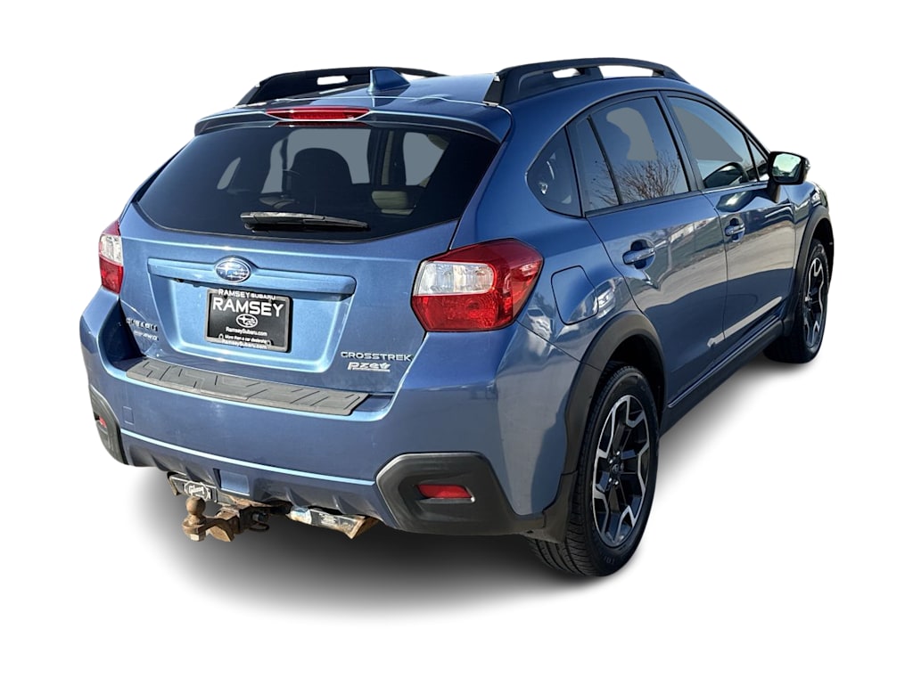Thumbnail: 2017 Subaru Crosstrek - 20