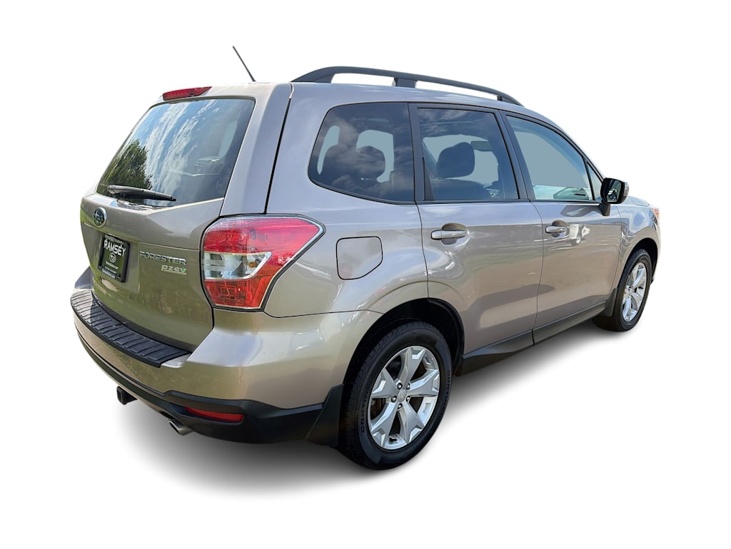 Thumbnail: 2015 Subaru Forester - 20