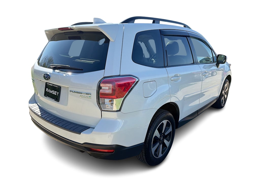 Thumbnail: 2017 Subaru Forester - 20