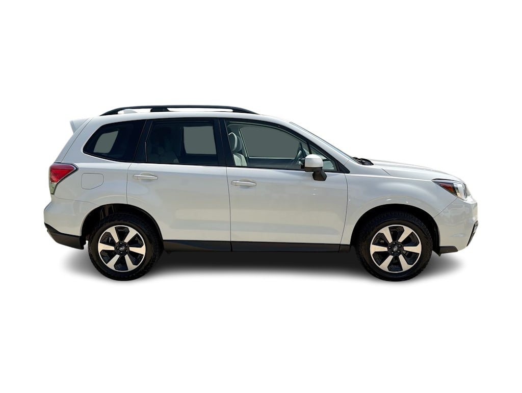 Thumbnail: 2018 Subaru Forester - 21