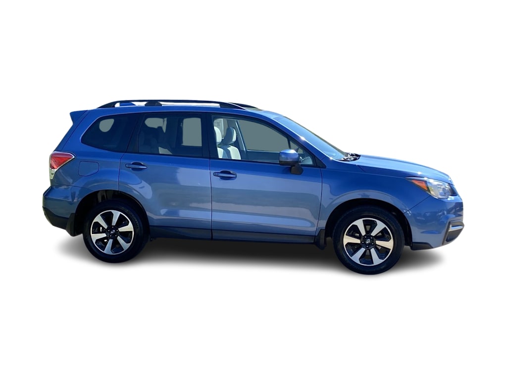 Thumbnail: 2018 Subaru Forester - 21