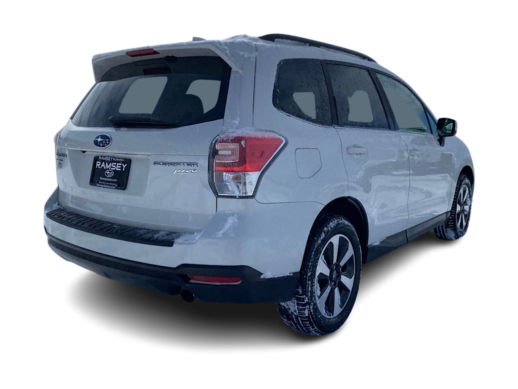 Thumbnail: 2017 Subaru Forester - 6