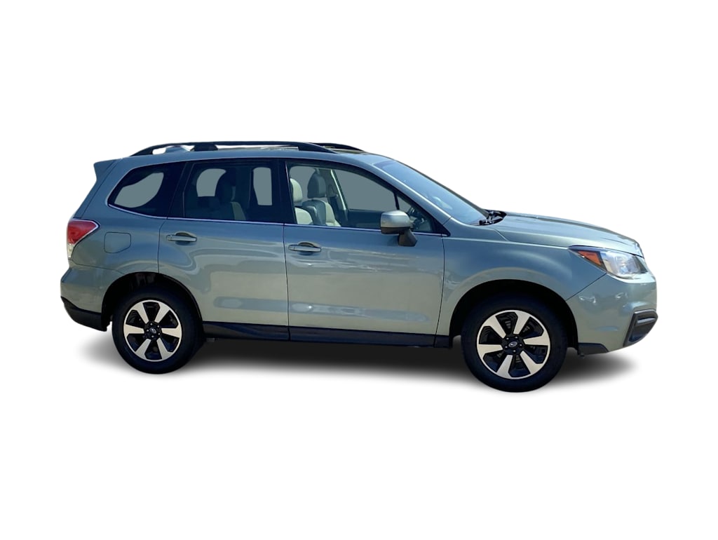 Thumbnail: 2018 Subaru Forester - 21