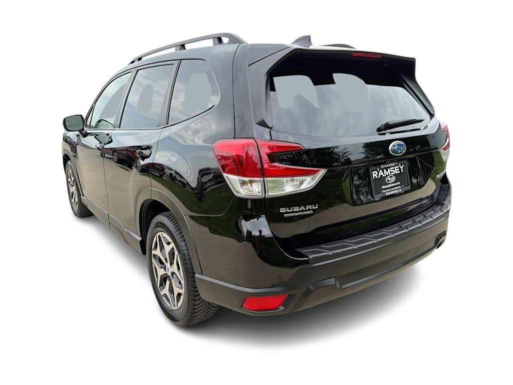 Thumbnail: 2022 Subaru Forester - 3