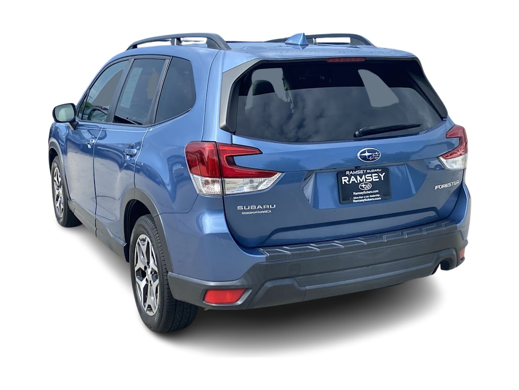 Thumbnail: 2020 Subaru Forester - 3