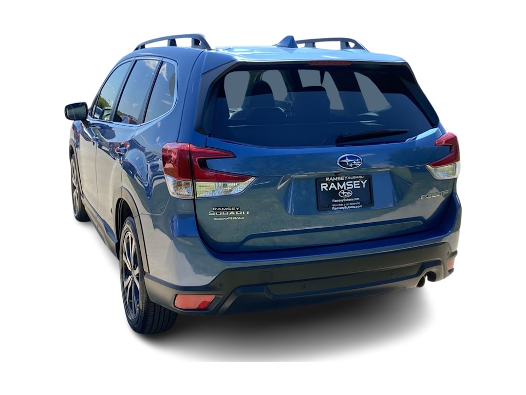 Thumbnail: 2022 Subaru Forester - 3