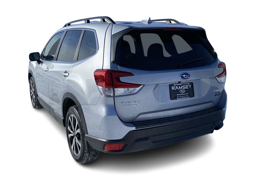 2022 Subaru Forester Limited 3