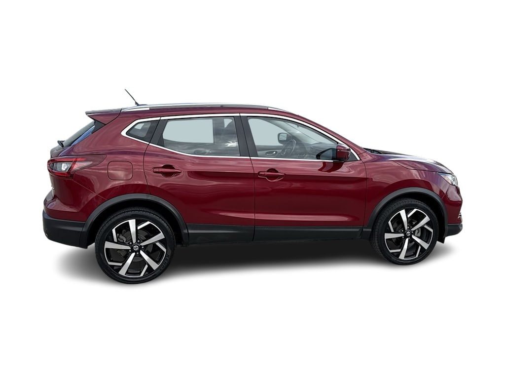 Thumbnail: 2020 Nissan Rogue Sport - 20
