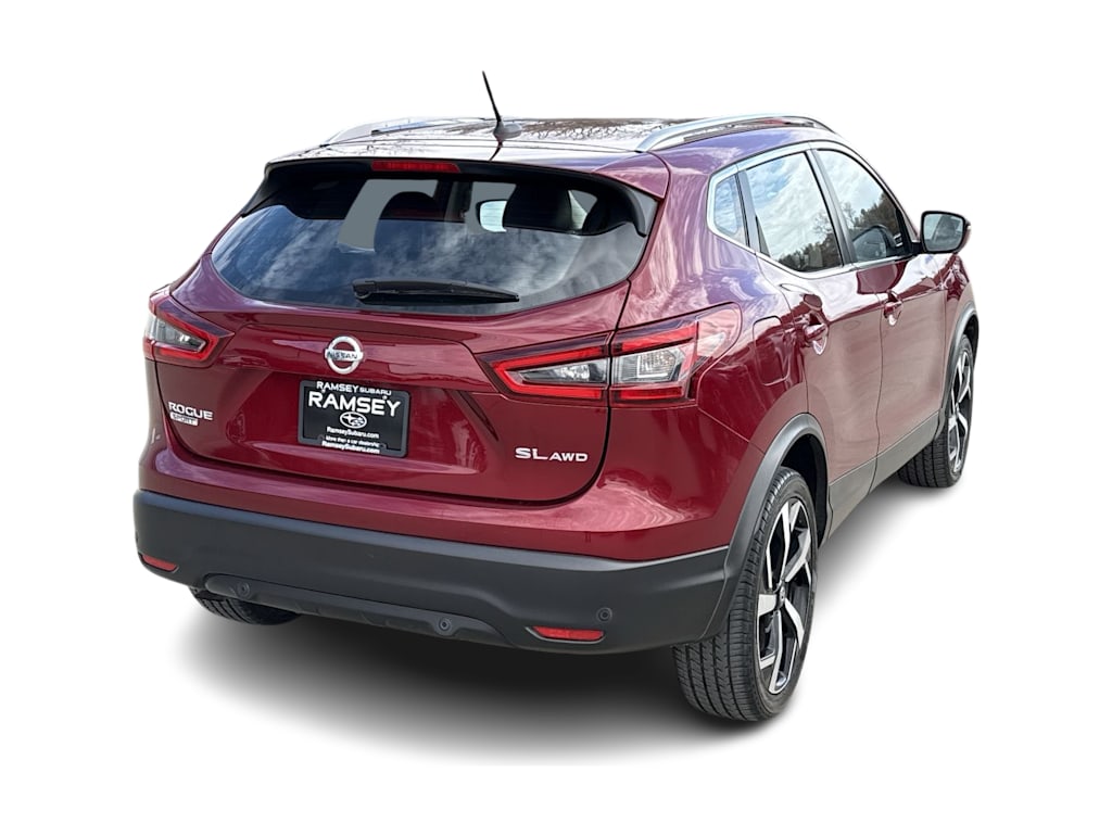 Thumbnail: 2020 Nissan Rogue Sport - 19