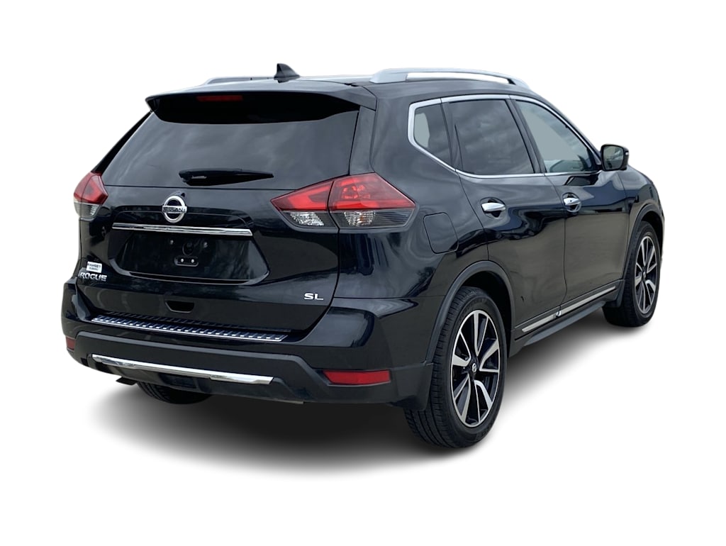 2018 Nissan Rogue SL 19