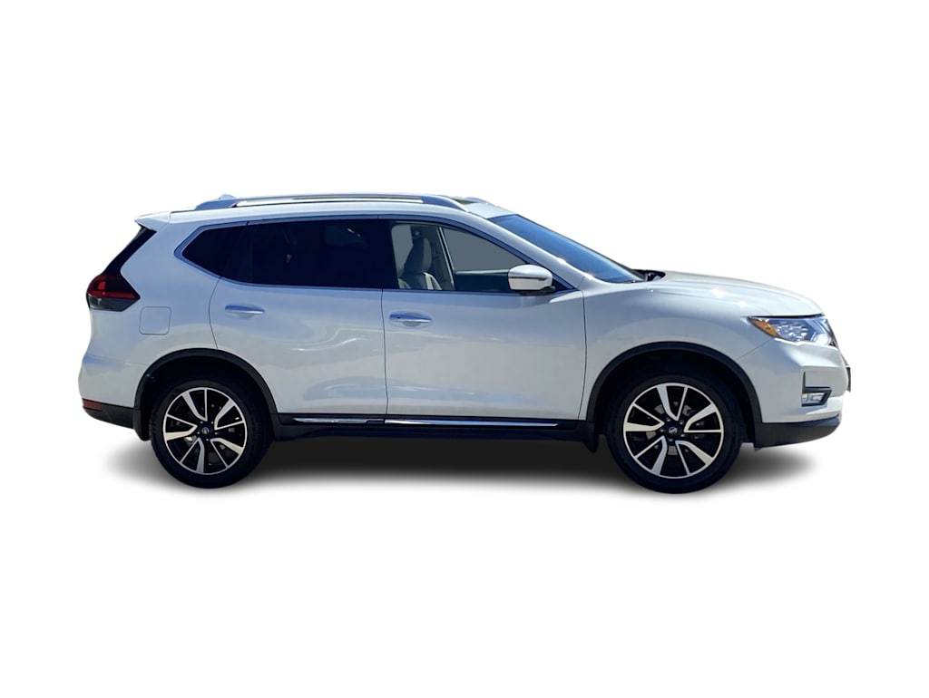 2018 Nissan Rogue SL 21