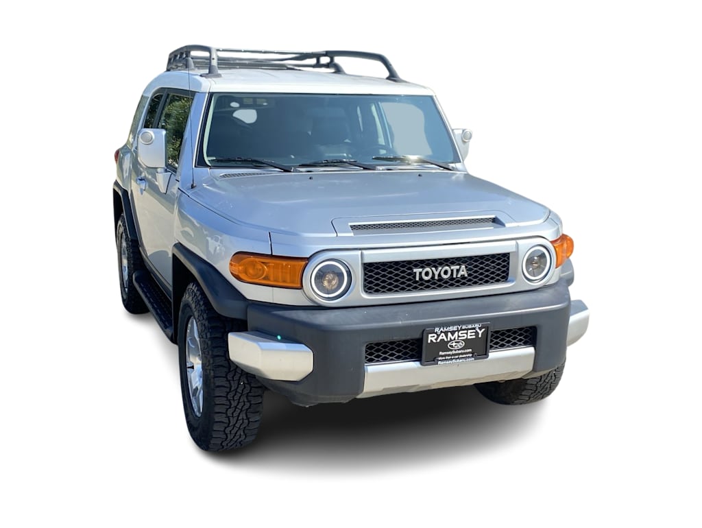 Thumbnail: 2007 Toyota FJ Cruiser - 23