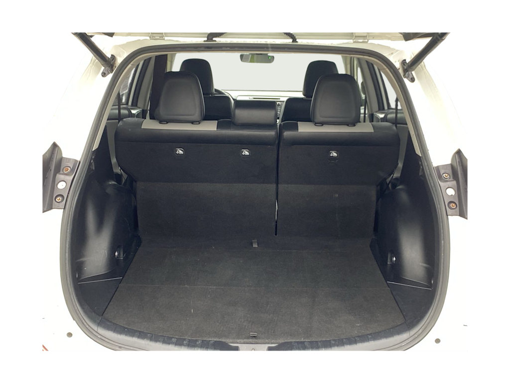 Thumbnail: 2016 Toyota RAV4 - 16