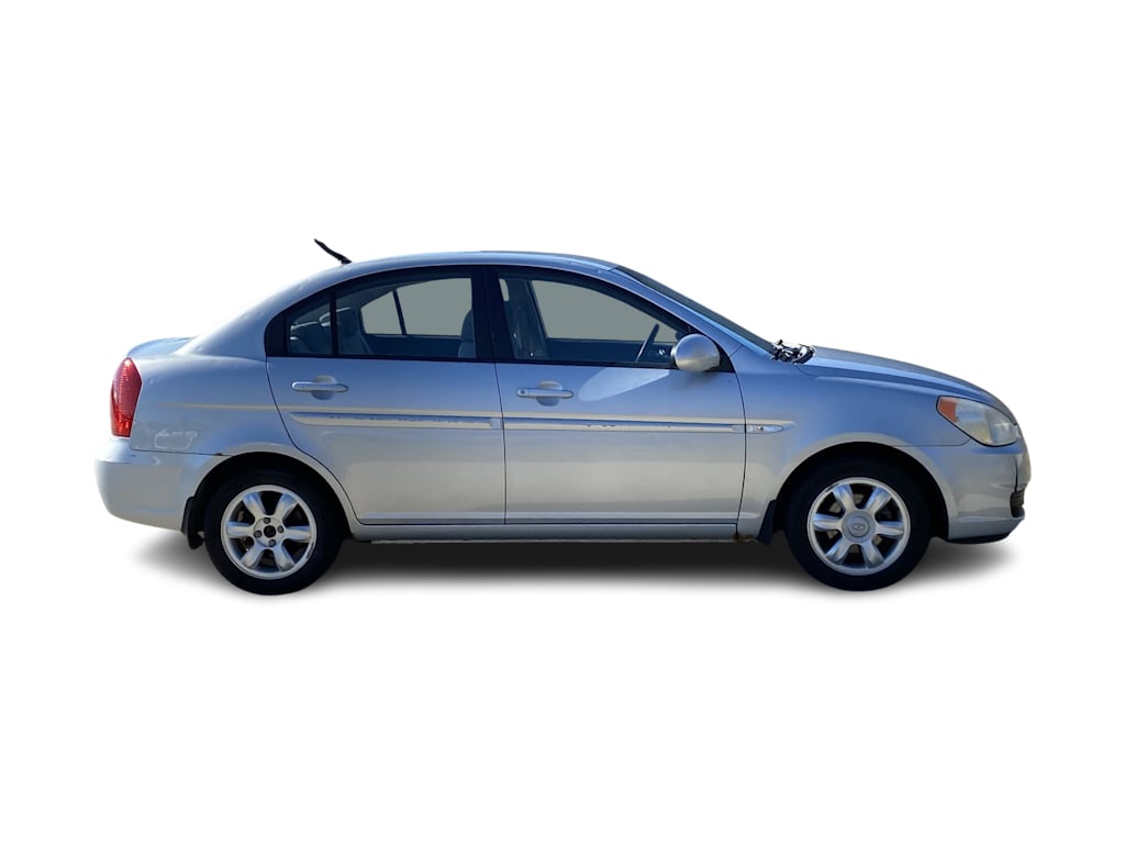 2007 Hyundai Accent GLS 18