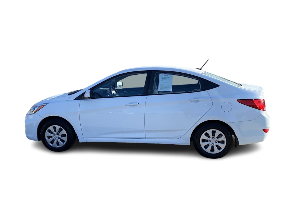 2016 Hyundai Accent SE 3