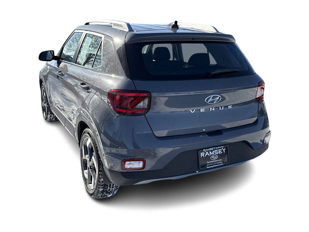 Thumbnail: 2022 Hyundai Venue - 4