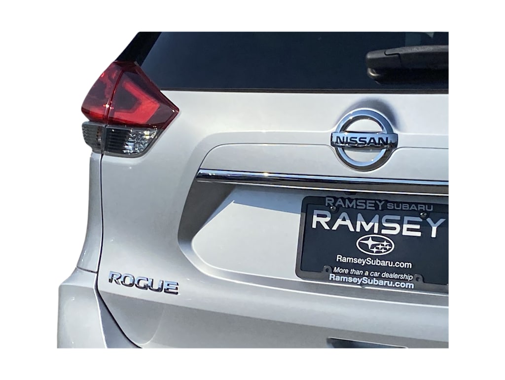 Thumbnail: 2020 Nissan Rogue - 23