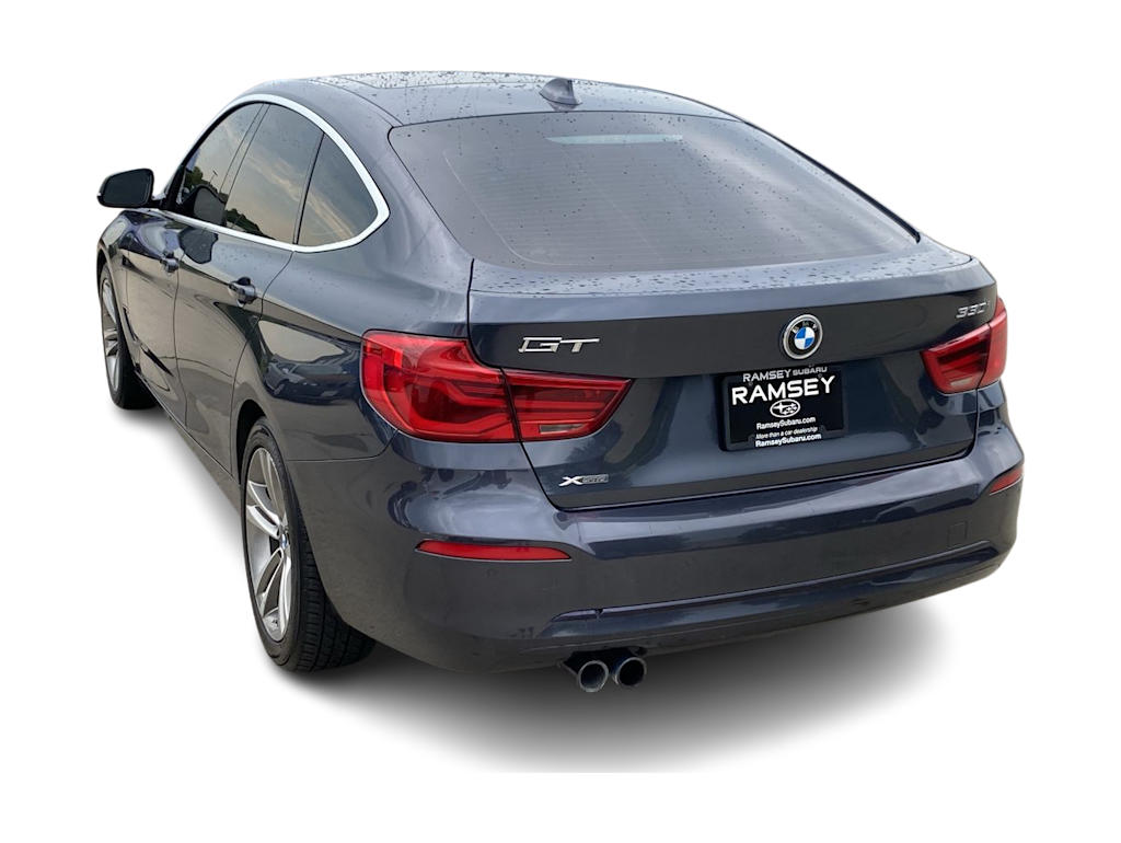 Thumbnail: 2017 BMW 3 Series - 3