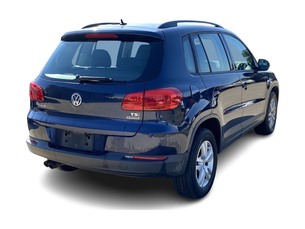 Thumbnail: 2016 Volkswagen Tiguan - 20