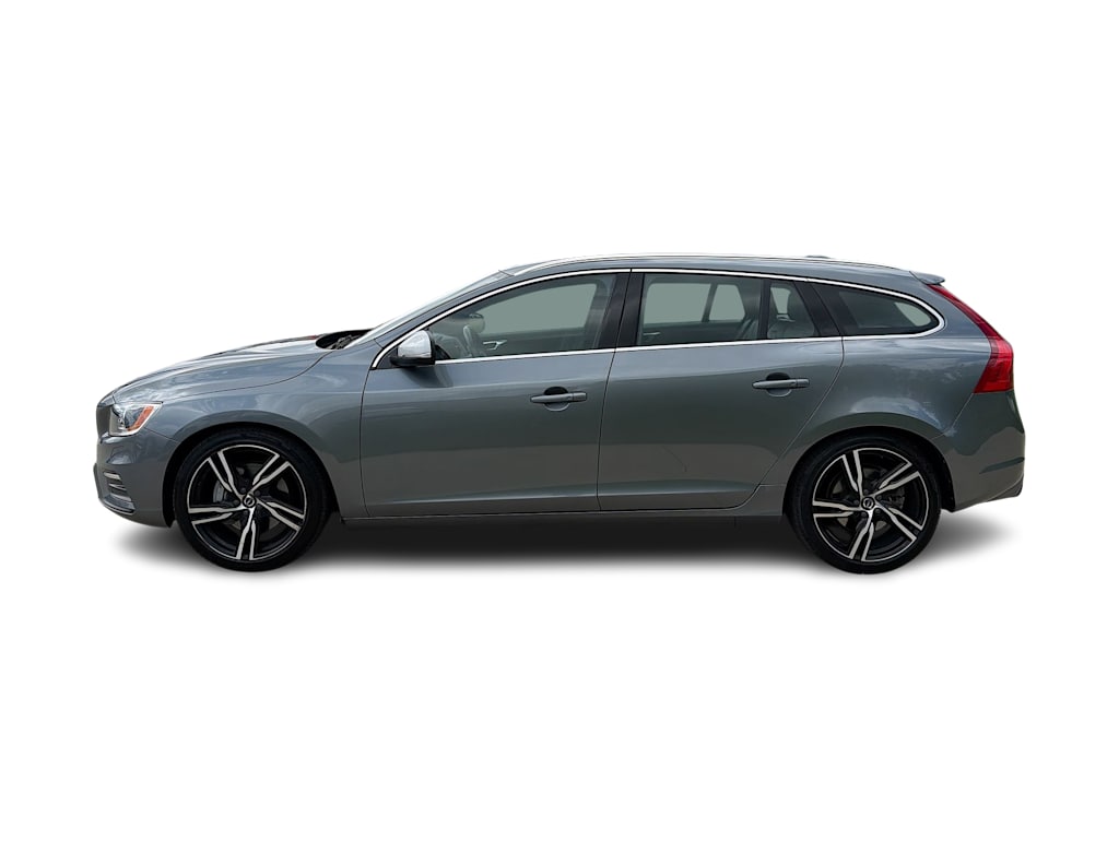 Thumbnail: 2017 Volvo V60 - 3
