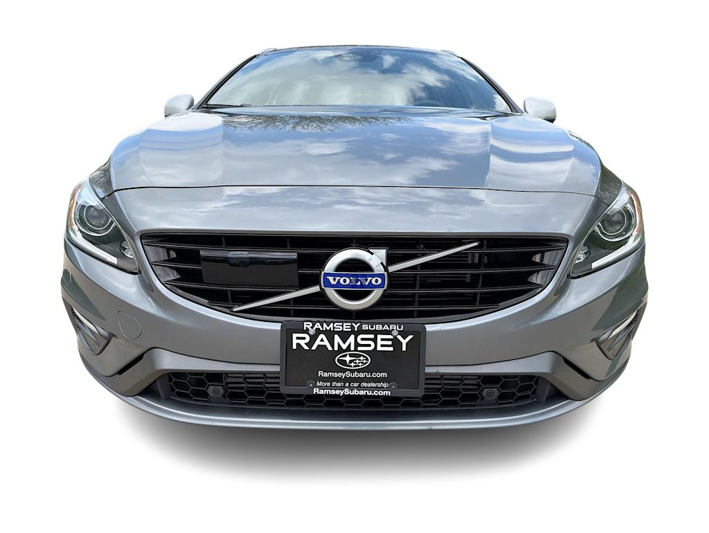 Thumbnail: 2017 Volvo V60 - 6