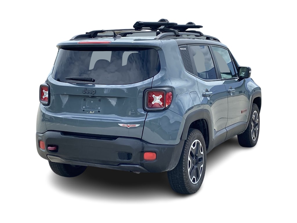 Thumbnail: 2017 Jeep Renegade - 18