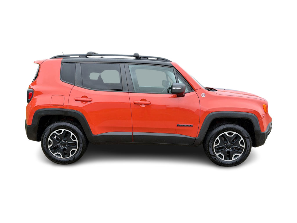 Thumbnail: 2017 Jeep Renegade - 22