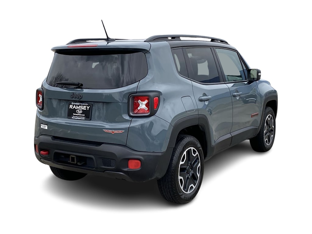 2016 Jeep Renegade Trailhawk 20
