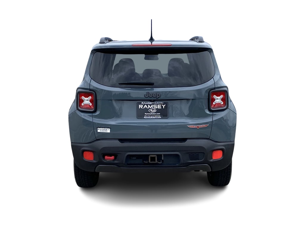 2016 Jeep Renegade Trailhawk 4