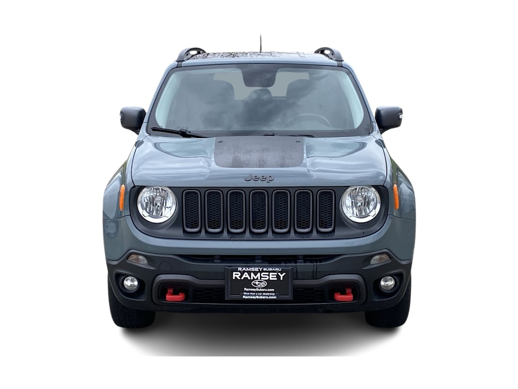 2016 Jeep Renegade Trailhawk 23