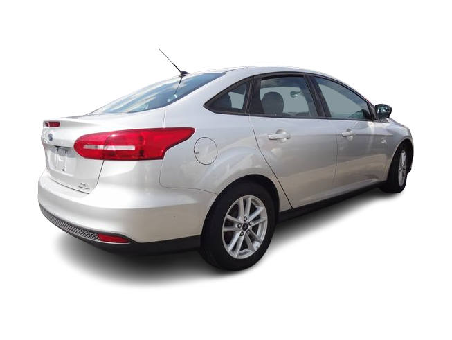 Thumbnail: 2016 Ford Focus - 14