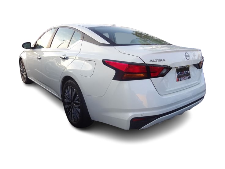Thumbnail: 2025 Nissan Altima - 2