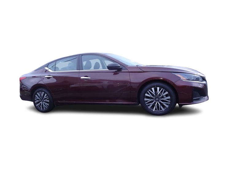 Thumbnail: 2024 Nissan Altima - 13