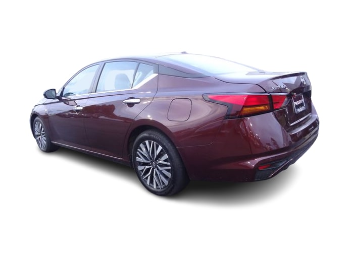 Thumbnail: 2024 Nissan Altima - 15