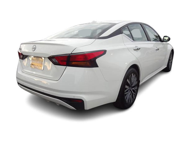 Thumbnail: 2025 Nissan Altima - 13