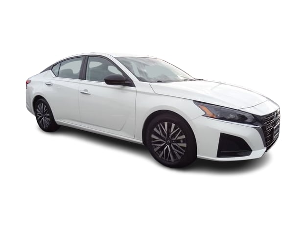 Thumbnail: 2025 Nissan Altima - 10