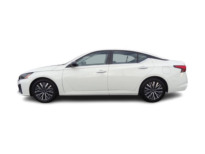 Thumbnail: 2025 Nissan Altima - 14