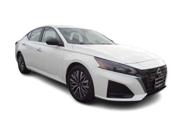 Thumbnail: 2025 Nissan Altima - 9