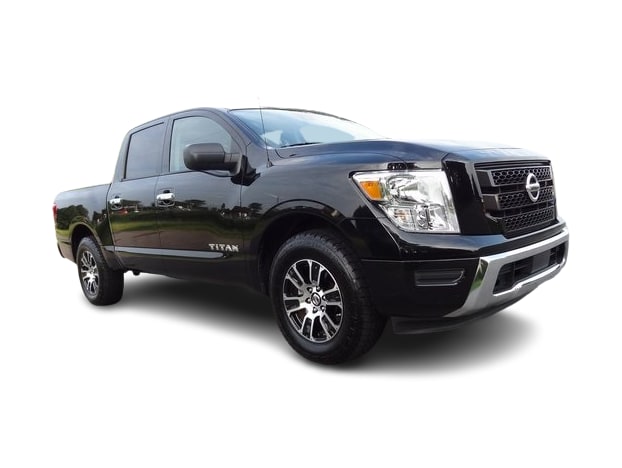 2021 Nissan Titan SV 17