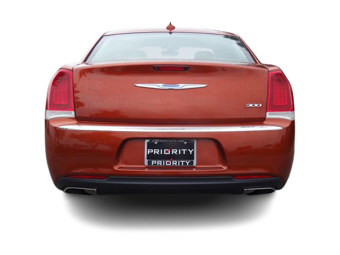 Thumbnail: 2021 Chrysler 300 - 4
