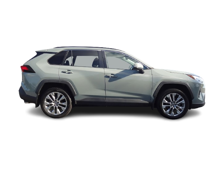 Thumbnail: 2022 Toyota RAV4 - 17