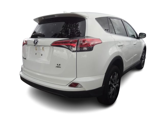 Thumbnail: 2018 Toyota RAV4 - 10