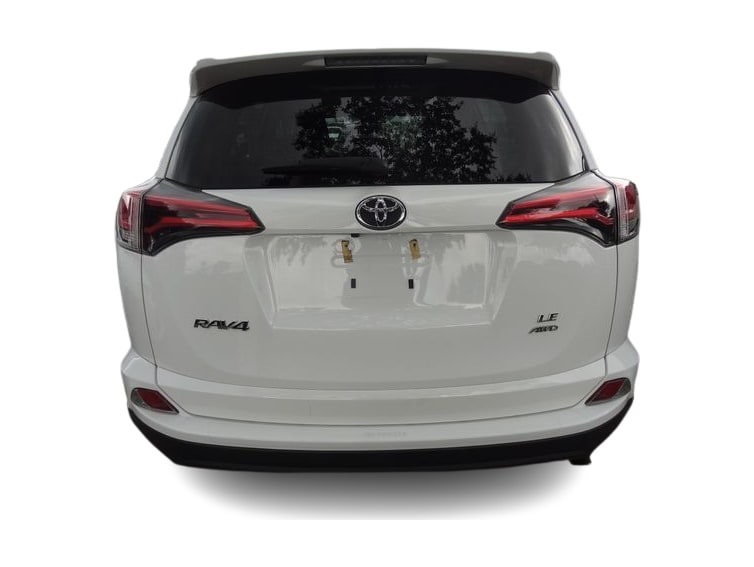 Thumbnail: 2018 Toyota RAV4 - 3