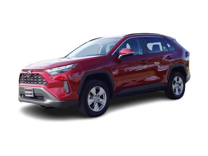2023 Toyota RAV4 XLE 3