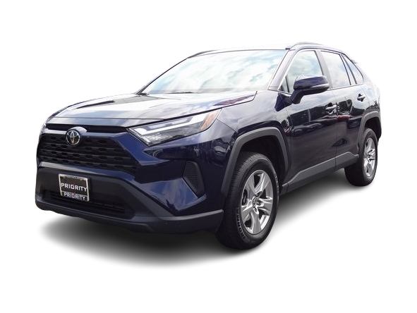 Used 2023 Toyota RAV4 XLE with VIN 2T3W1RFV6PW286618 for sale in Northfield, Minnesota